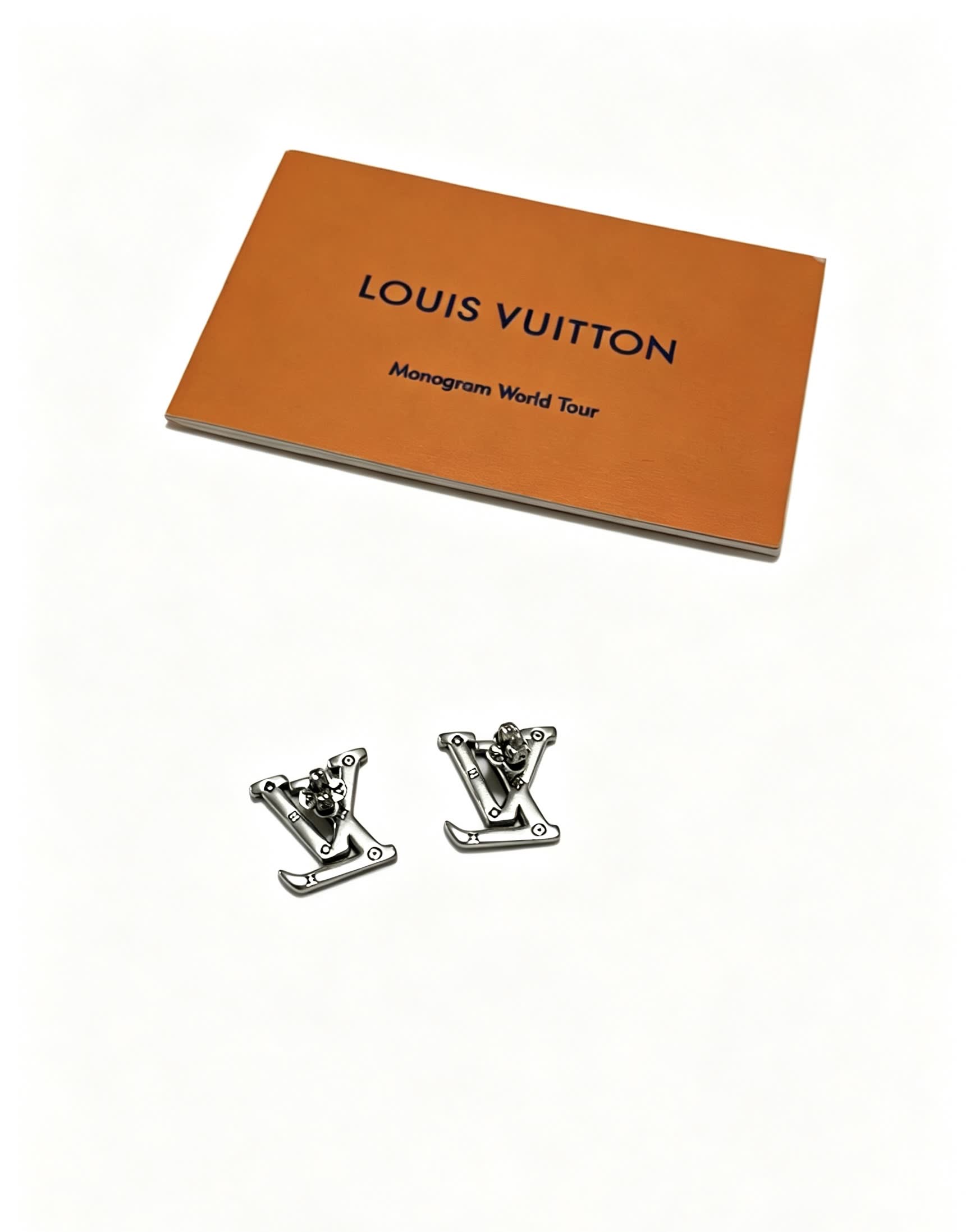 Louis Vuitton Earrings - Metallic 'LV' Logo Design